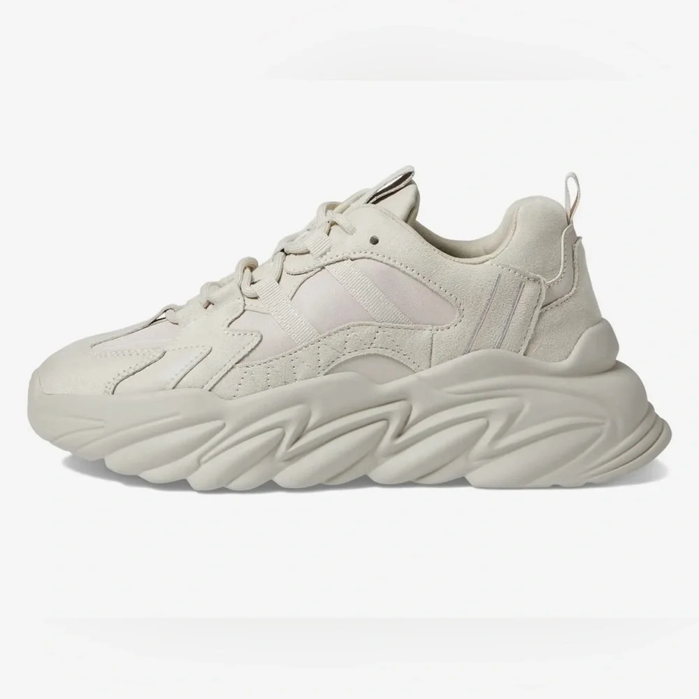 Madden Girl  Wave platform sneakers in Bone biege
